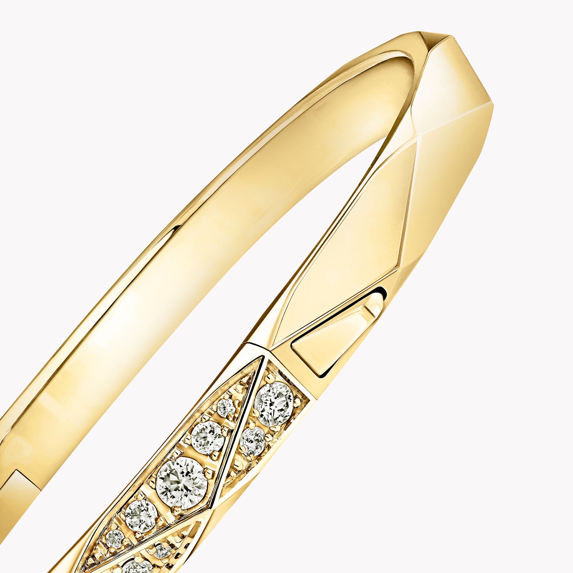 Diyon Graff Signature Diamond Bangle